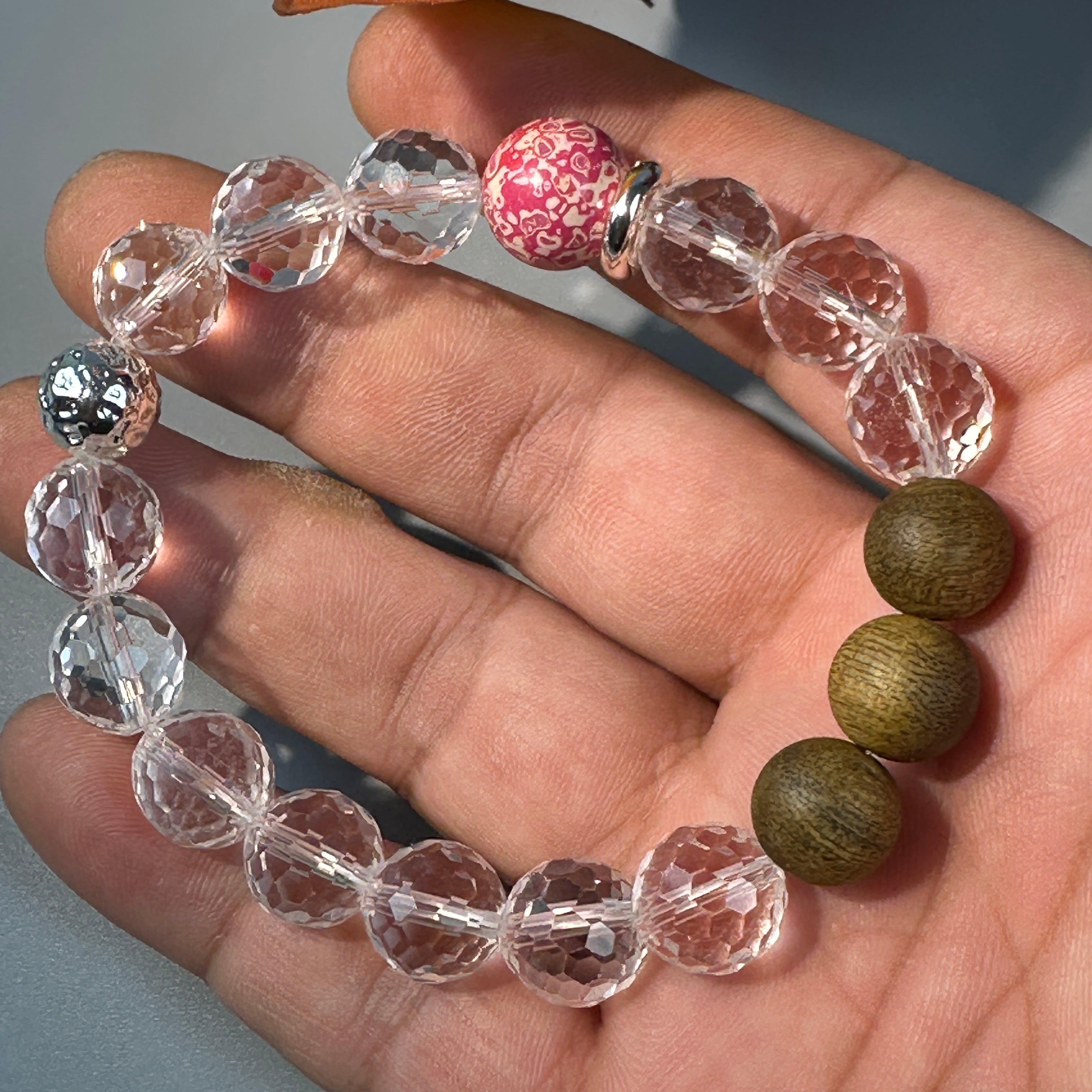 Super Clear Quartz Bracelet with Agarwood and Lacquer Bead | Oriental Crystal Jewelry